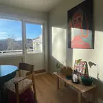 Cozy And Easy Apartment